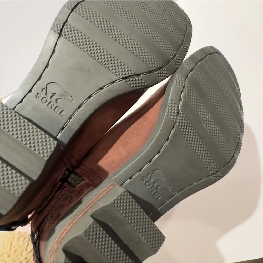 Sorel Women's Lolla Chestnut/ Rusty Red Nubuck Leather Ankle Booties - Picture 8 of 10